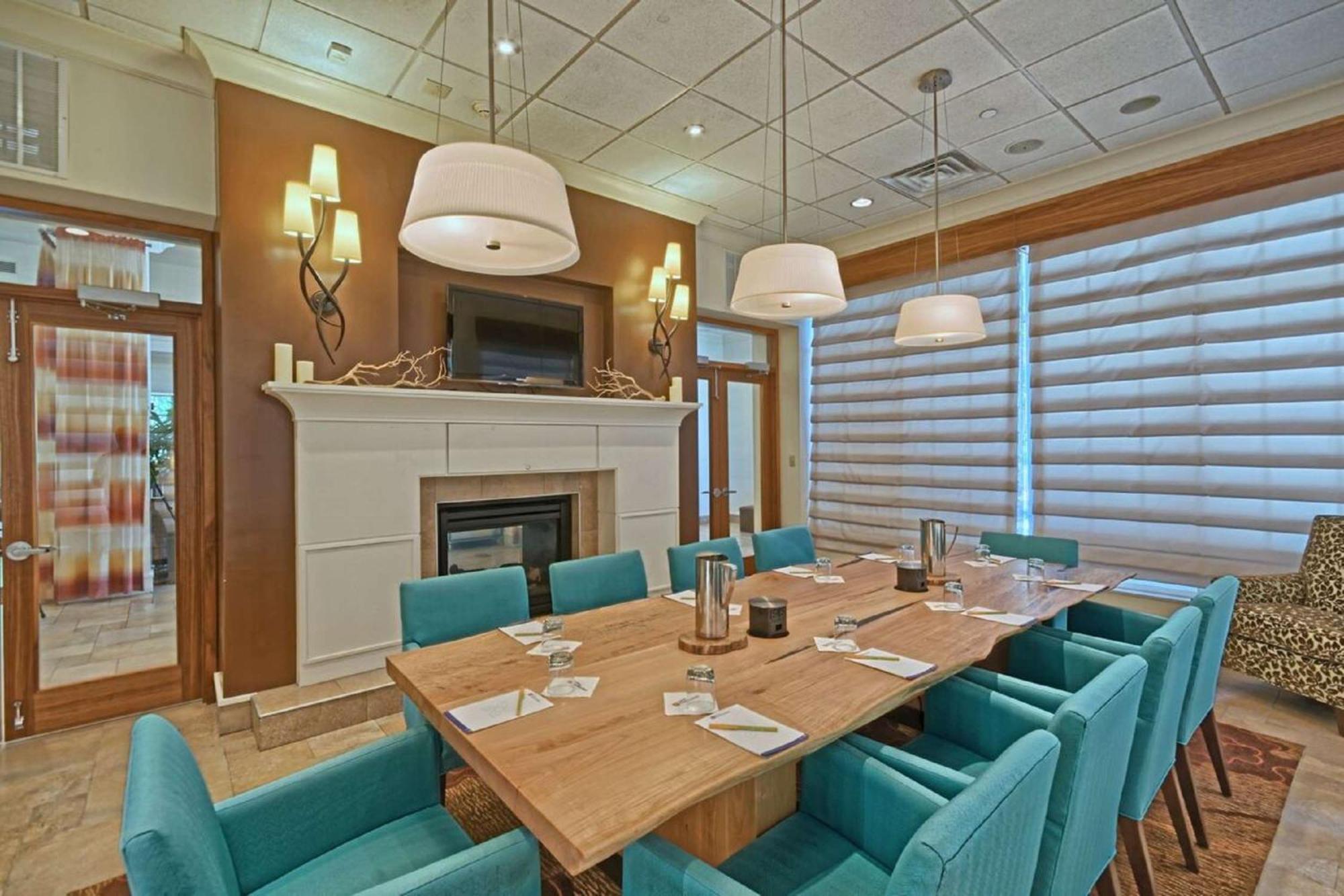 Hilton Garden Inn By Hilton Mount Laurel Exteriör bild